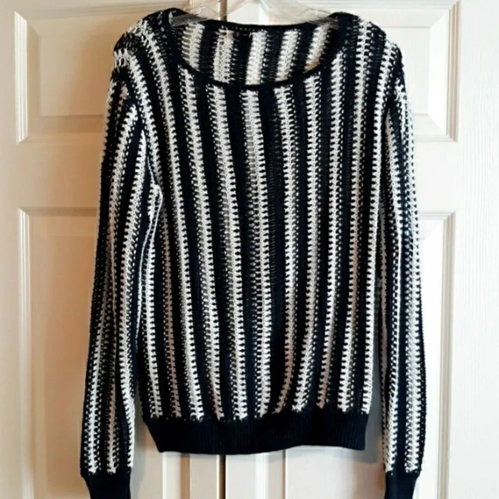 Theory, knit, long sleeve top, medium